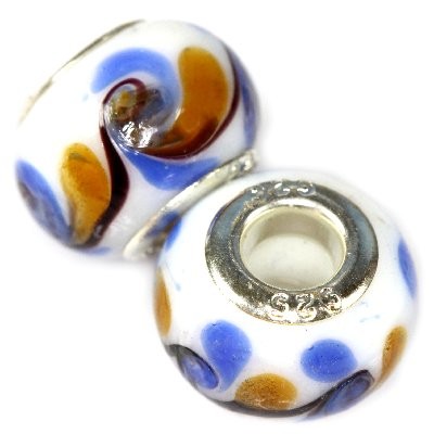 Hvid glas charm, med blåt mønster